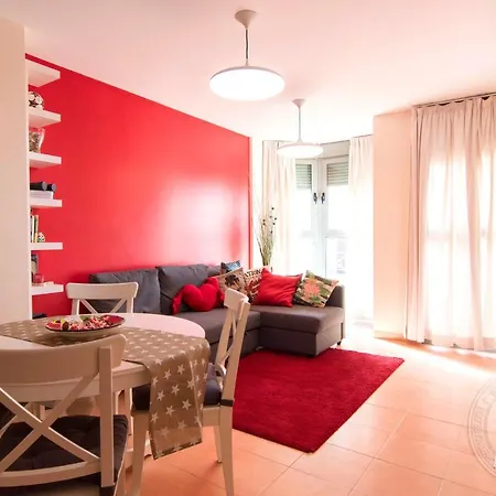 Red Surf Apartment
